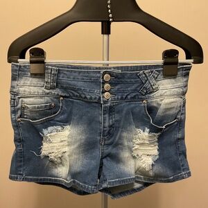 Blue rope denim distressed shorts size 13 w/strectch